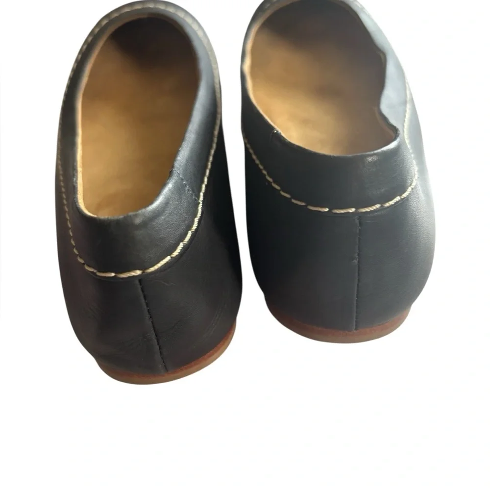 Boden Navy Blue Real Leather‎ Flats Size 40 / 8.5
